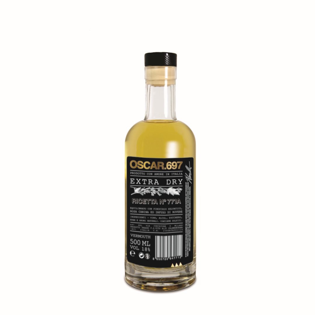 Oscar 697 Extra Dry Vermouth 18% ABV